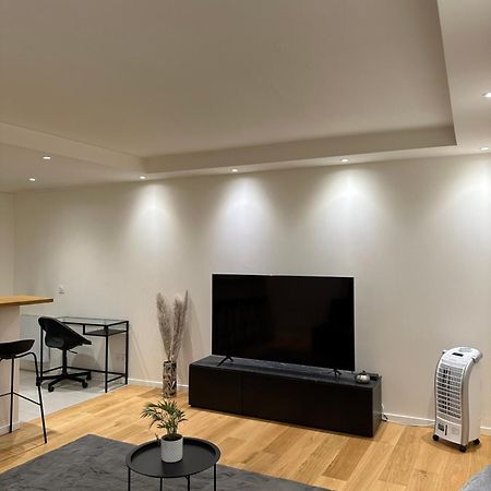 Super Appartement Refait A Neuf Beaucoup De Charme ボローニュ・ビランクー エクステリア 写真