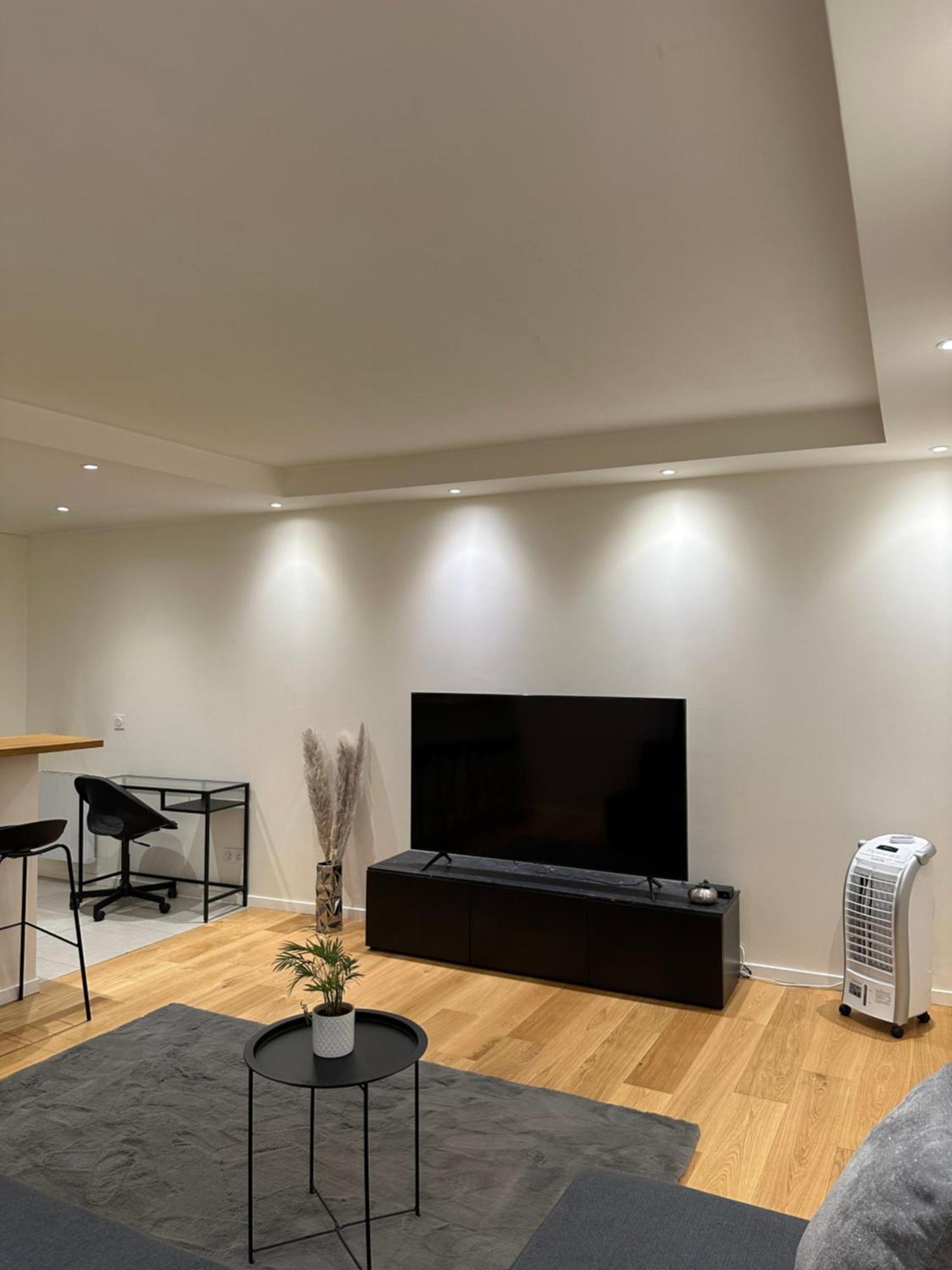 Super Appartement Refait A Neuf Beaucoup De Charme ボローニュ・ビランクー エクステリア 写真